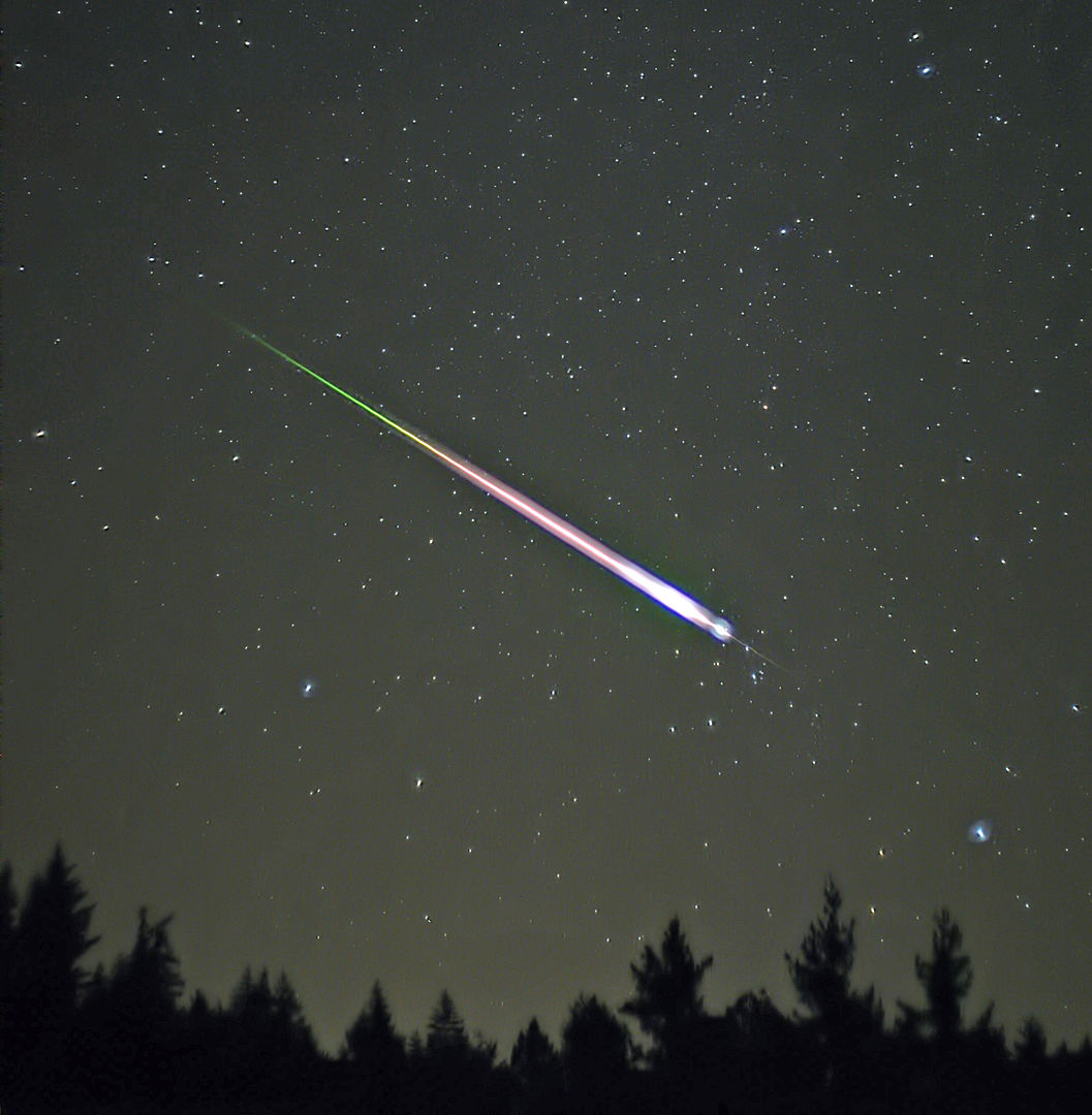 En meteor fra Leoniderne i 2019.